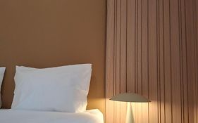 Brand New Hostel Anjos