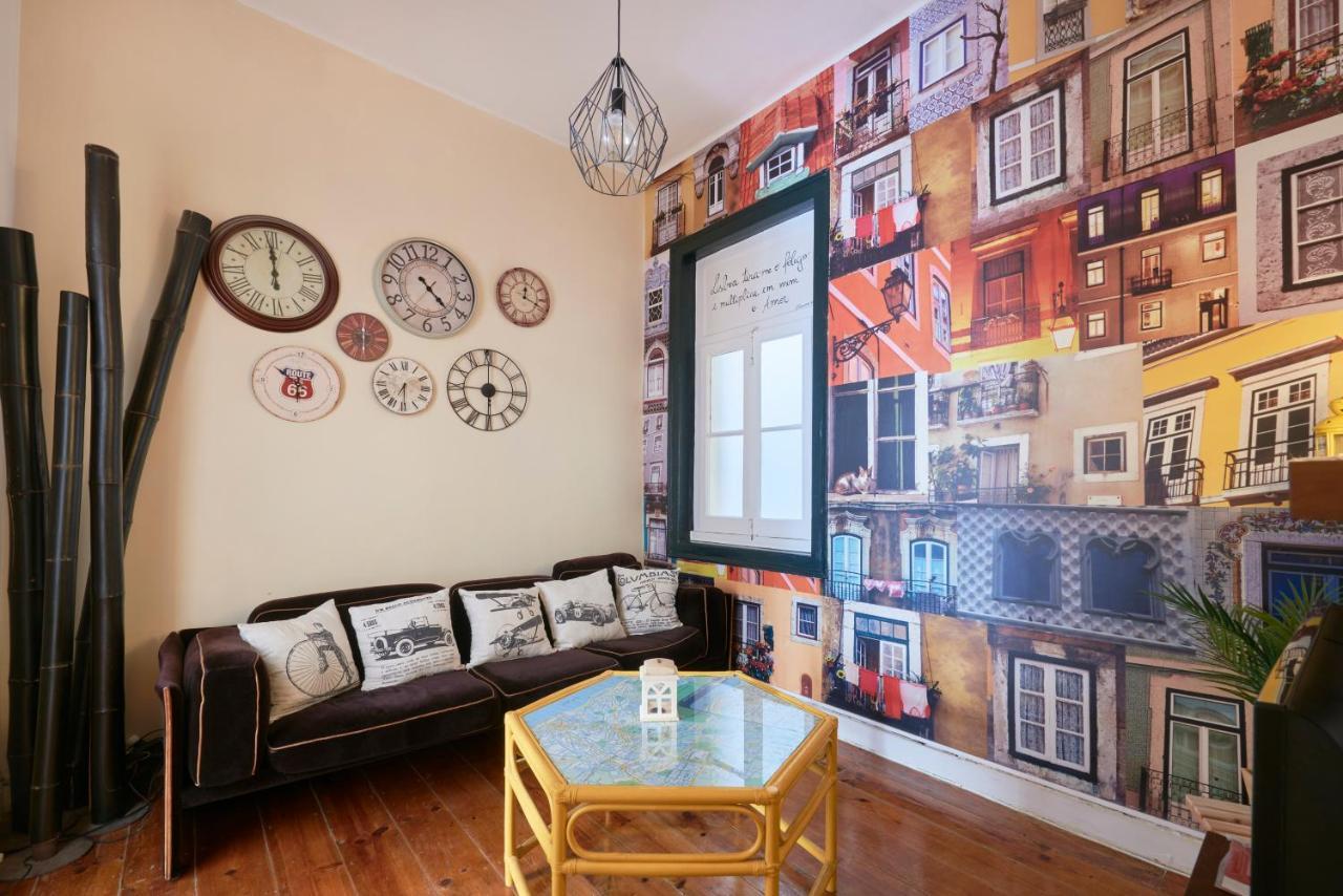 Brand New Hostel Anjos Lisbona Esterno foto